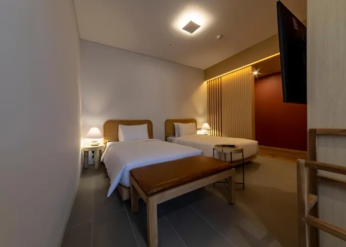 Hound Haeundae Signature Hotel