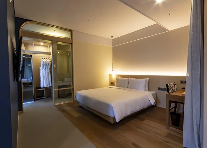 Hound Haeundae Signature Hotel 2*