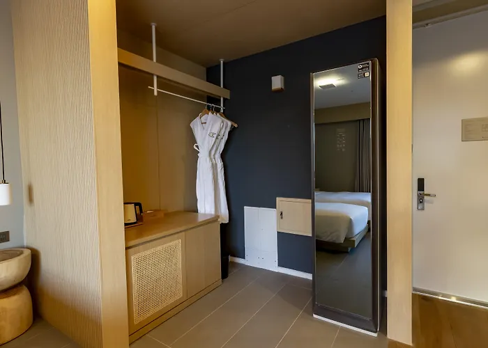 Hound Haeundae Signature 2* Pusan