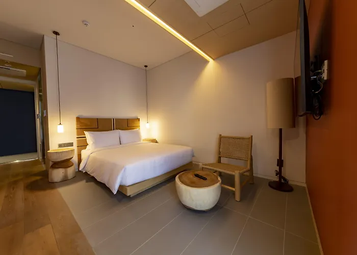 Hound Haeundae Signature 2* Pusan
